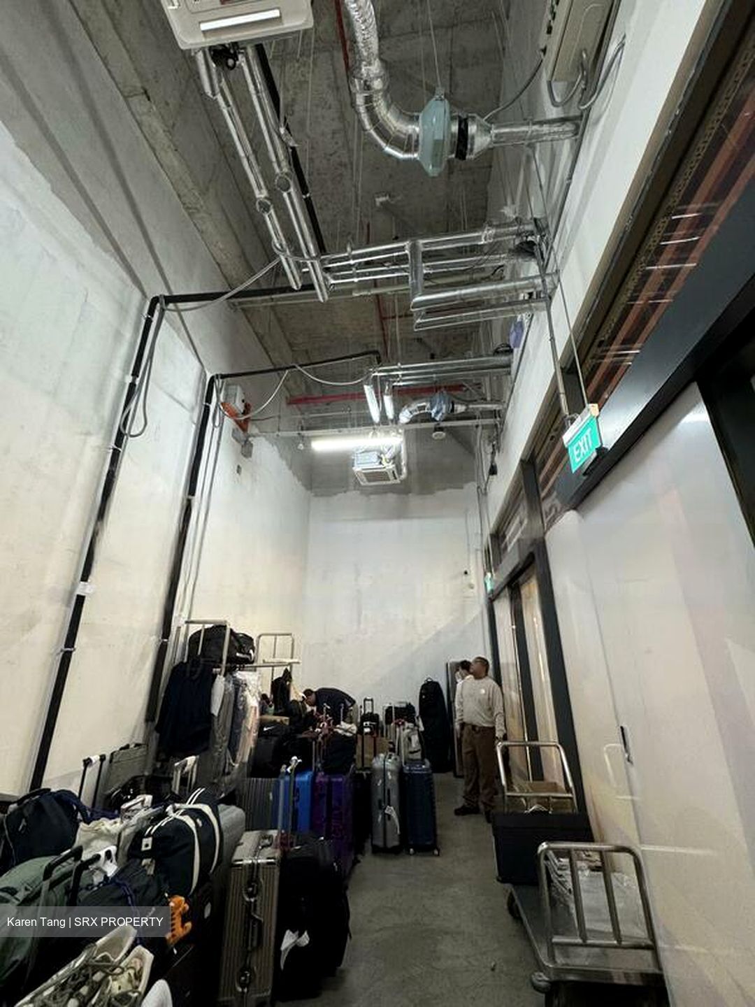 Ocbc Centre South (D1), Retail #538694211